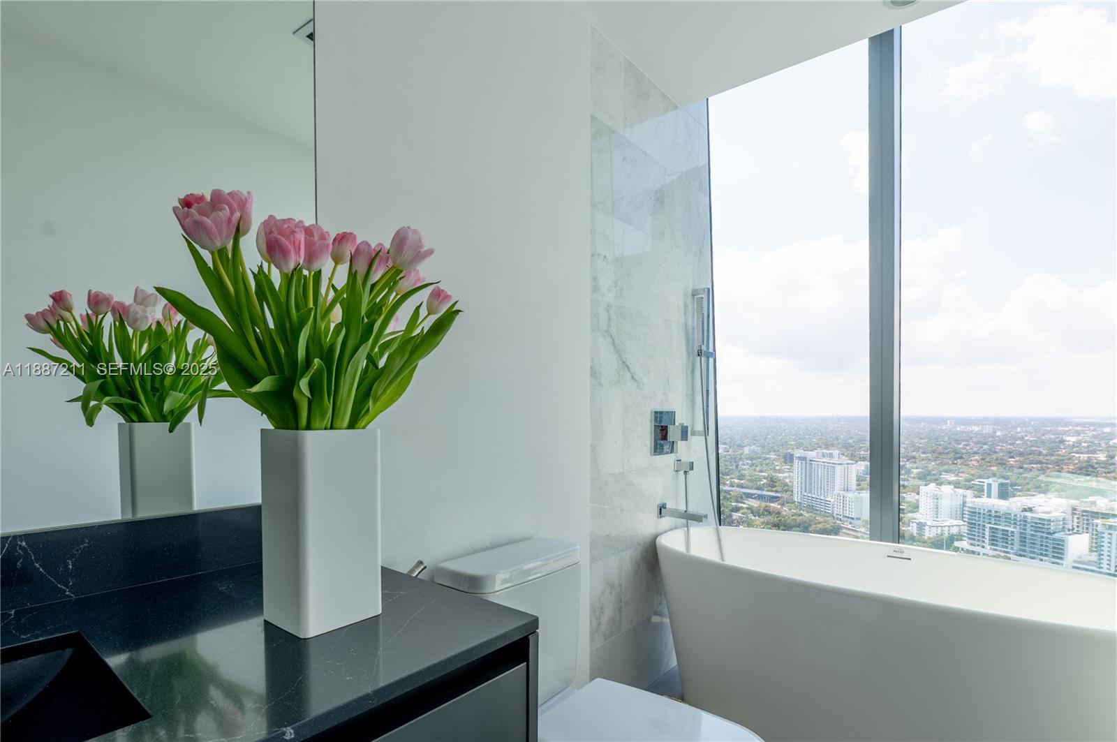 1451 Brickell Avenue 3903 Property Photo 25