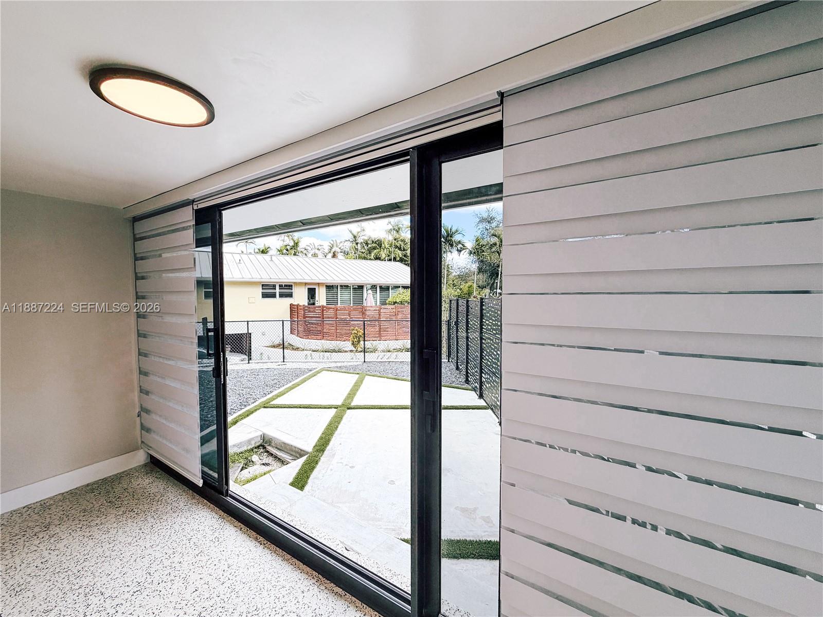 A11887224 Property Photo 17