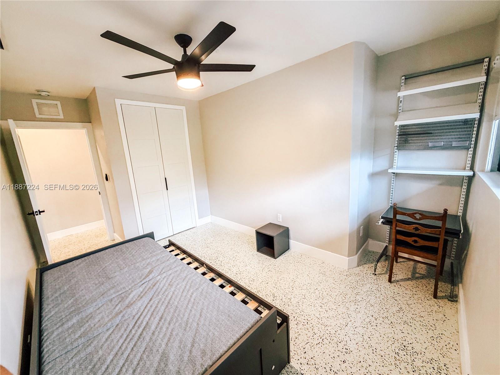A11887224 Property Photo 36