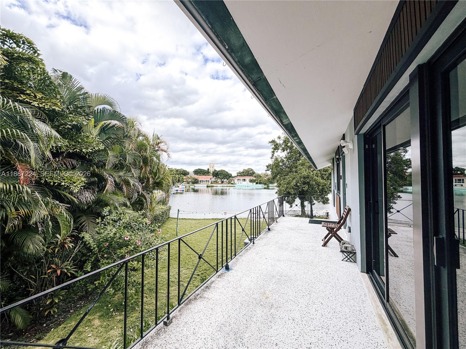 A11887224 Property Photo 55