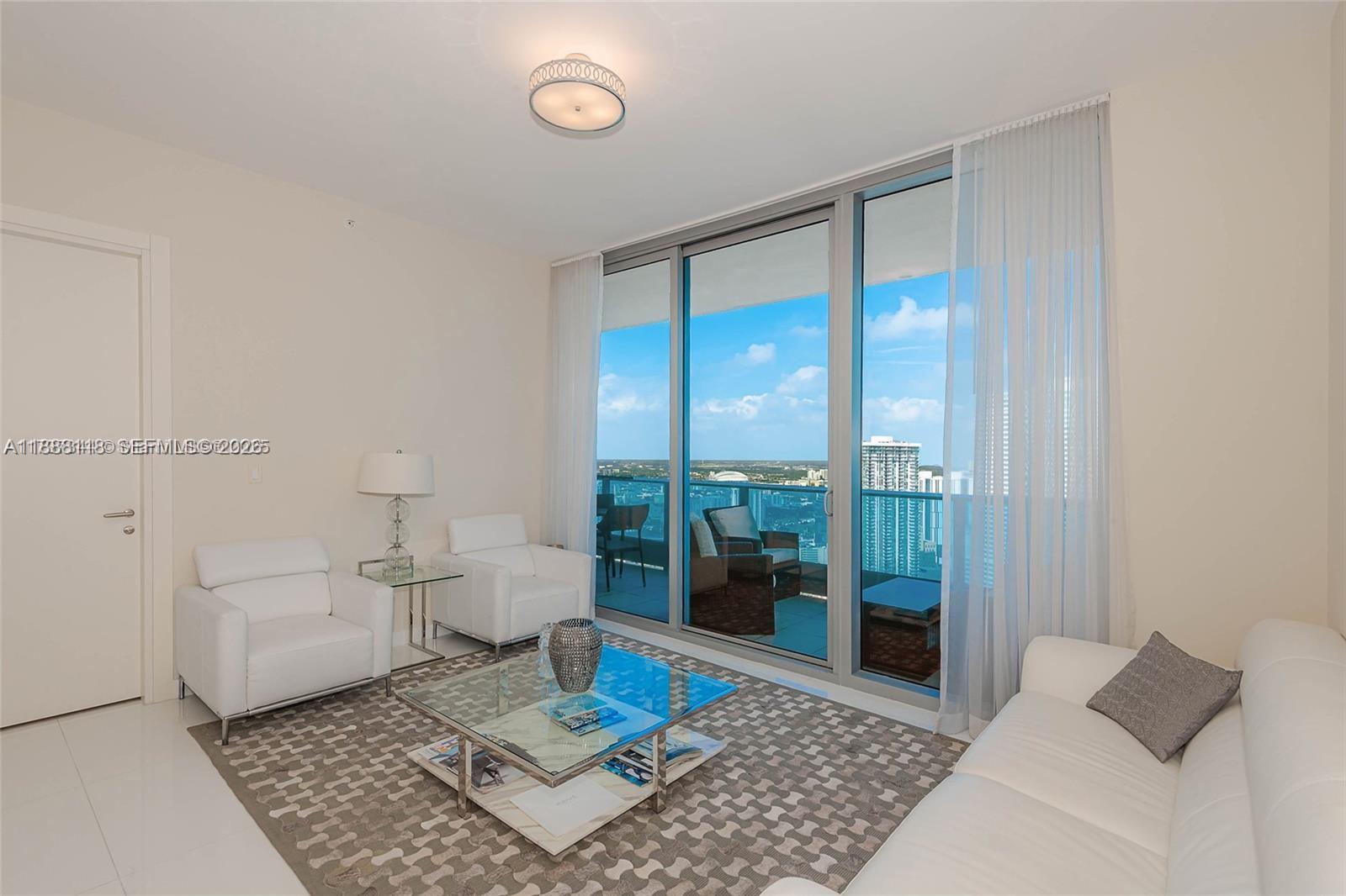 200 Biscayne Boulevard Way 5109 Property Photo 1