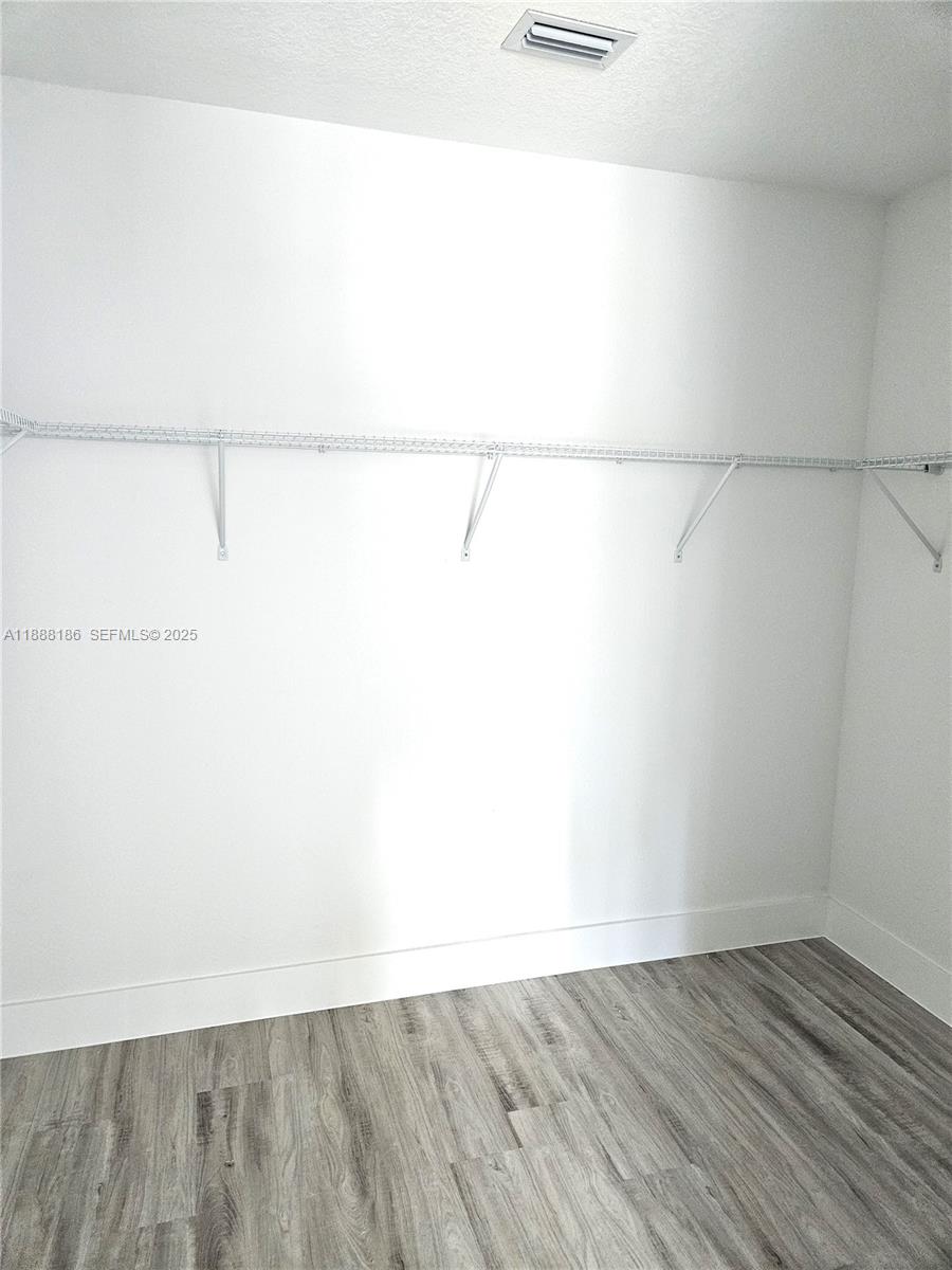 1150 Se Tarleton Street Property Photo 15
