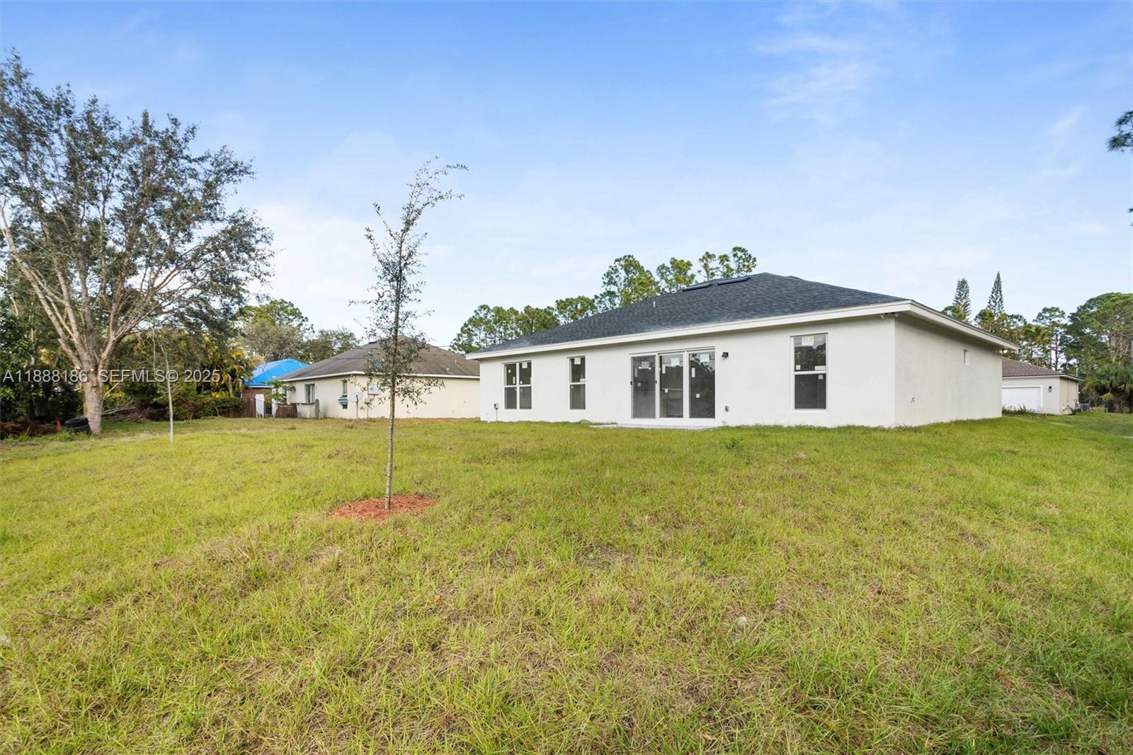 1150 Se Tarleton Street Property Photo 25