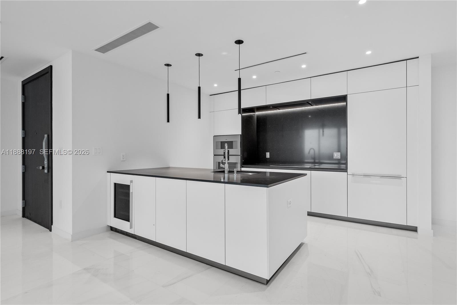 300 Biscayne Blvd Way 1103 Property Photo 5
