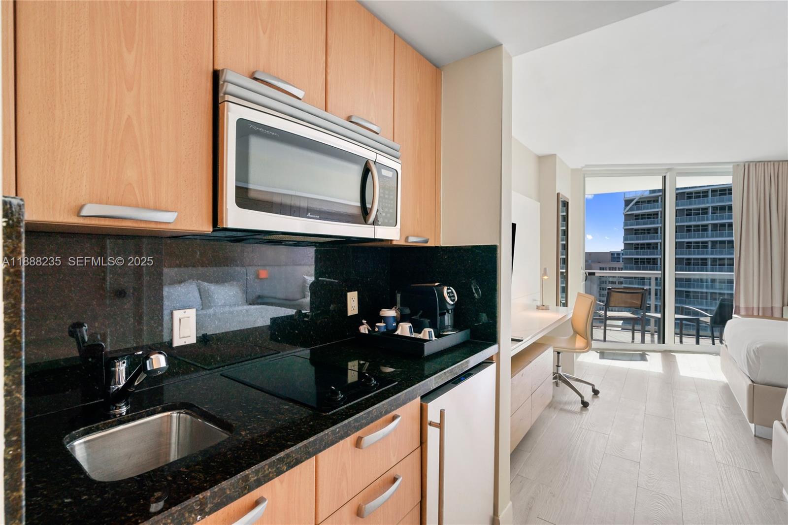 505 N Fort Lauderdale Beach Boulevard 1215 Property Photo 16