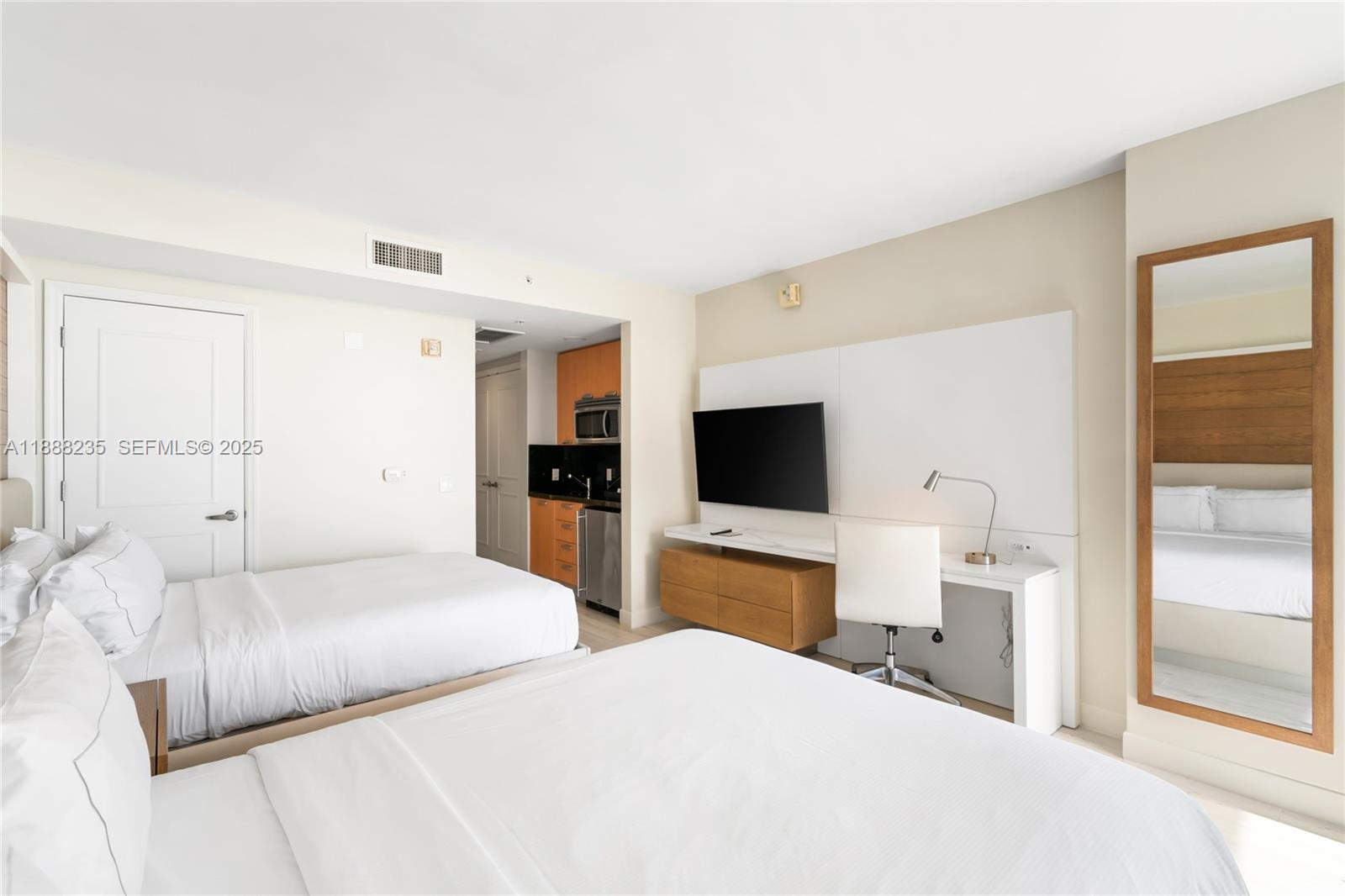 505 N Fort Lauderdale Beach Boulevard 1215 Property Photo 25