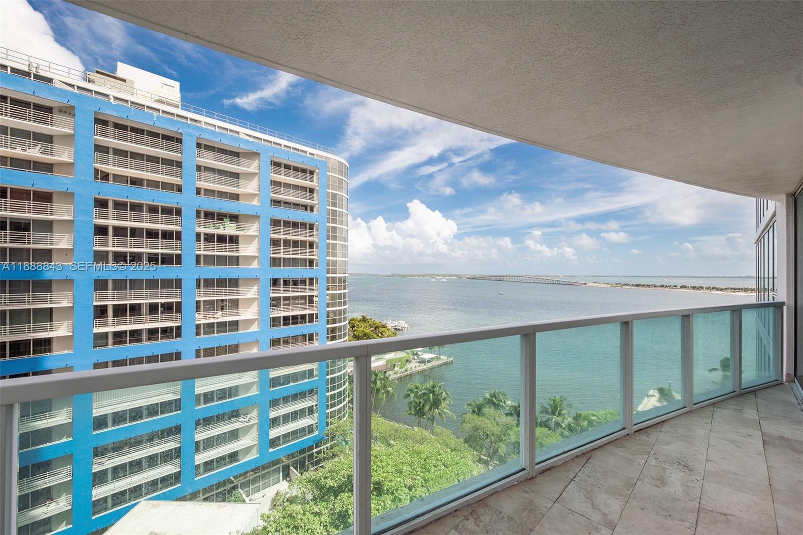 2101 Brickell Avenue 905 Property Photo 7