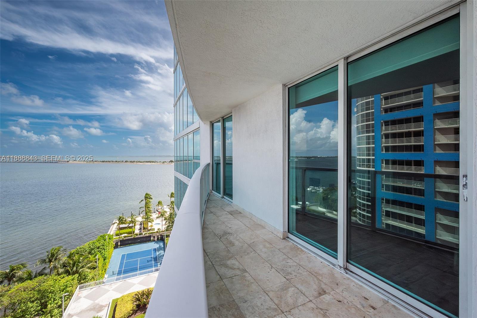 2101 Brickell Avenue 905 Property Photo 8