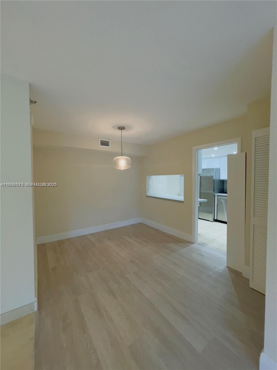 2000 Towerside 309 Property Photo 11