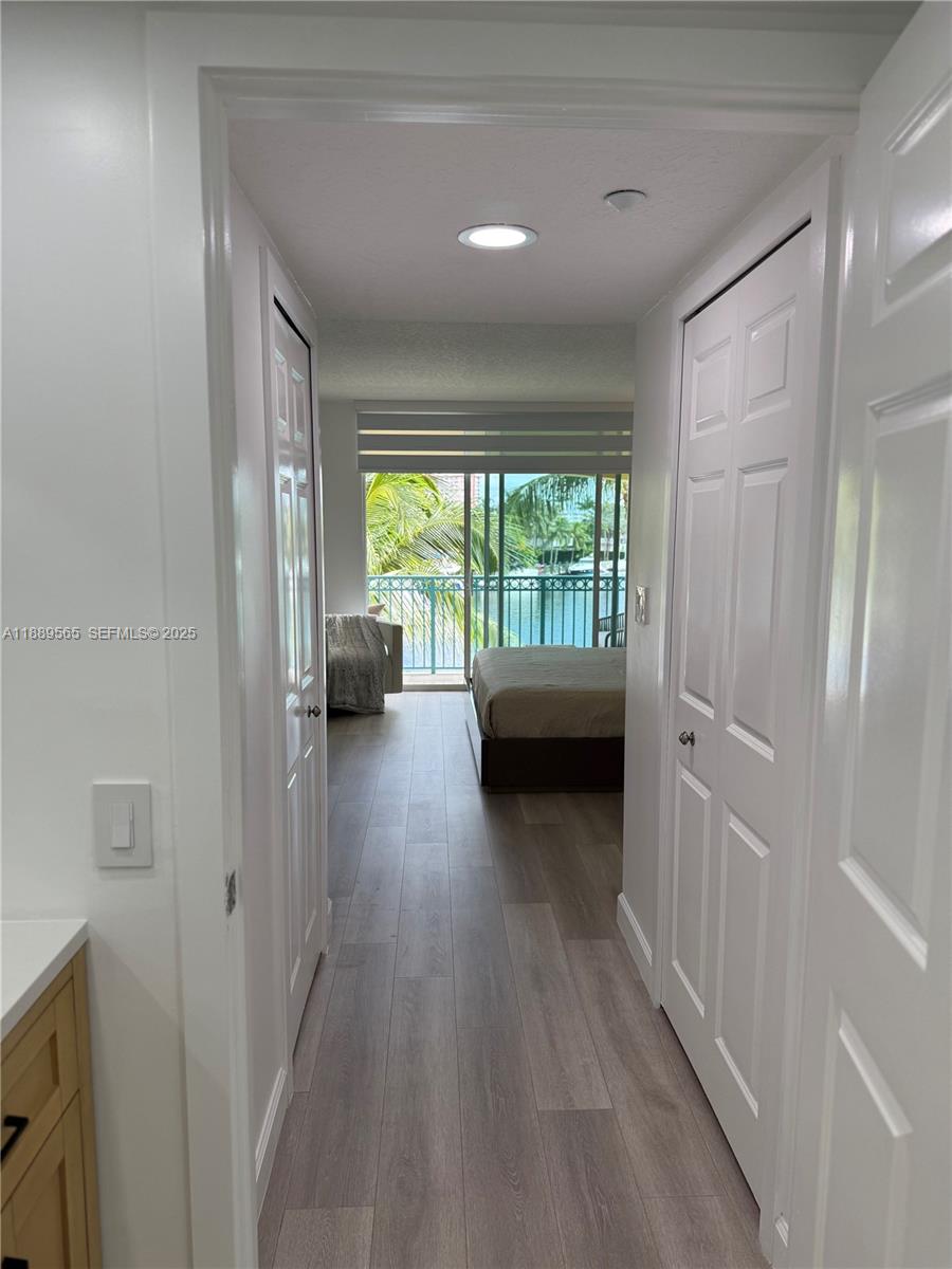 201 Golden Isles Drive 302 Property Photo 15