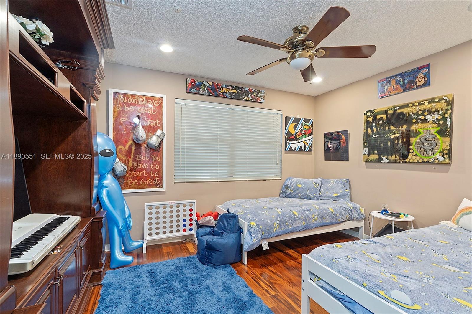 2330 Dover Property Photo 28