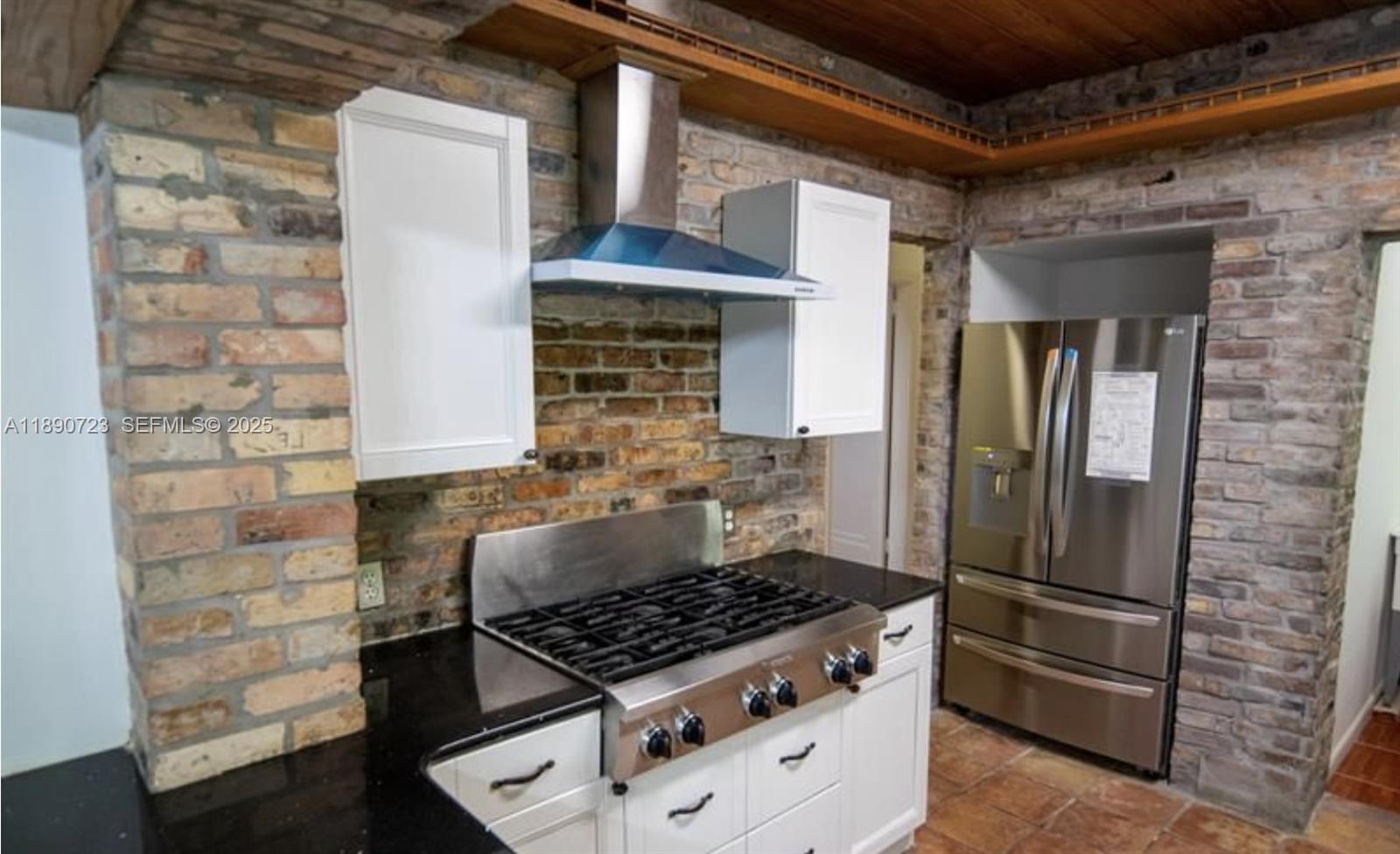 3050 Alton Road Property Photo 18