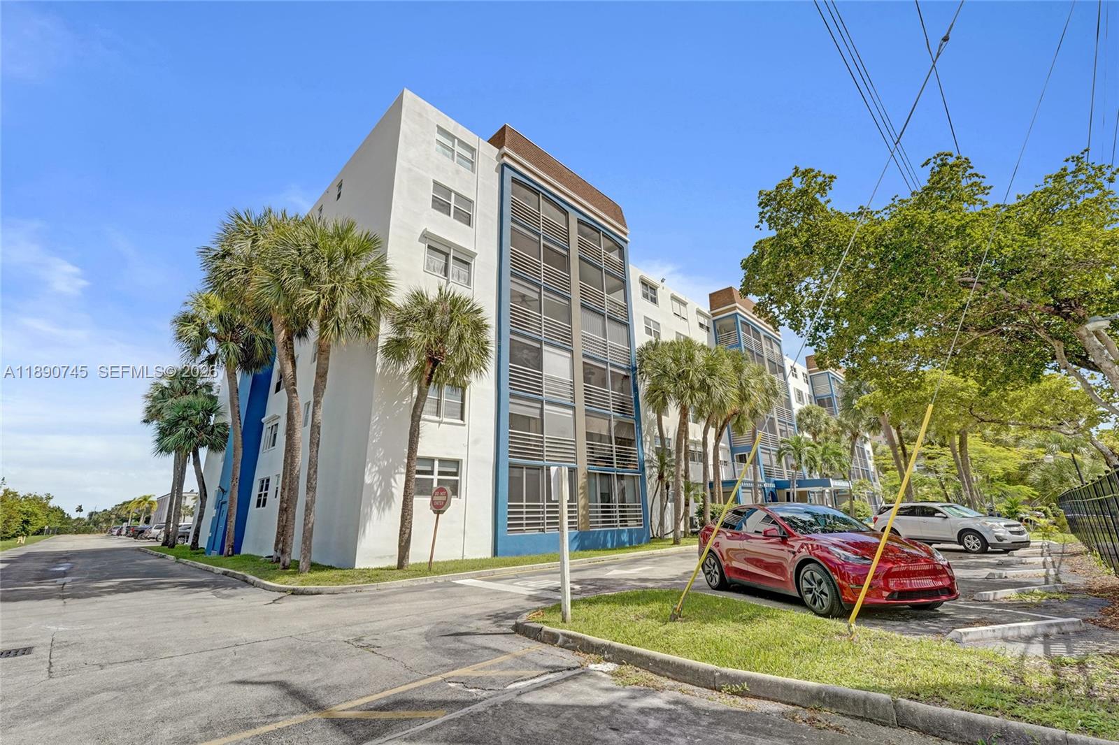501 E Dania Beach Boulevard 5-1g Property Photo 1