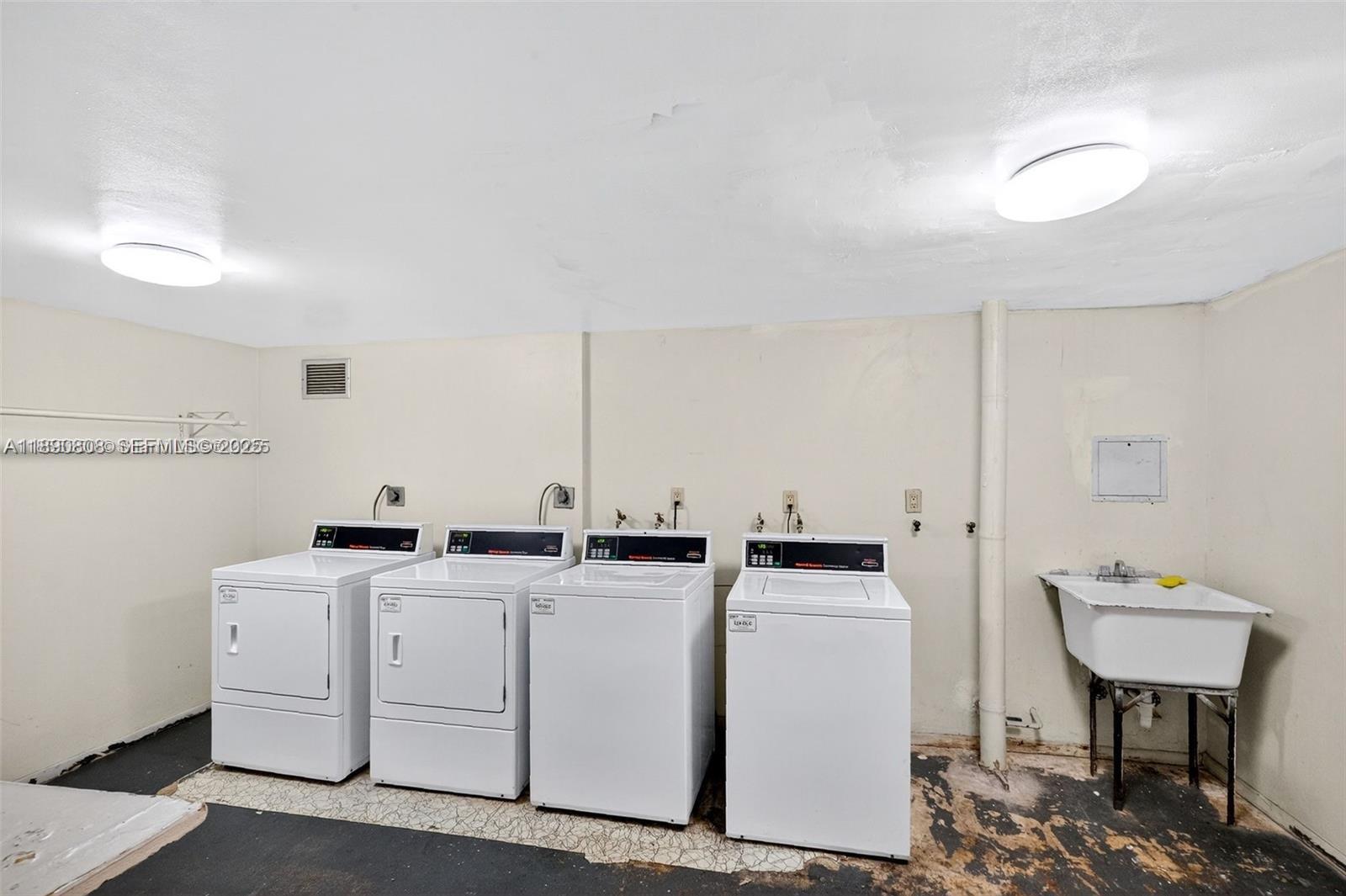 1351 Ne Miami Gardens Drive 202e Property Photo 17