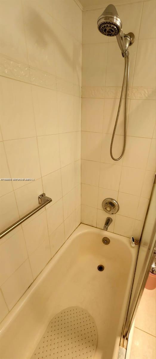 182 Ellesmere D 182 Property Photo 15