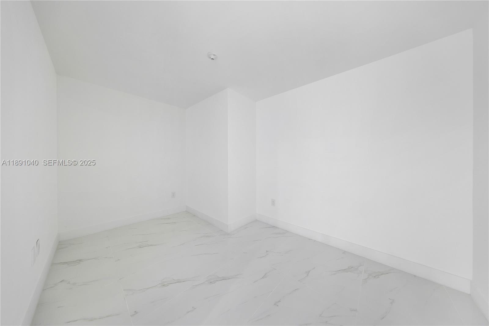 700 Ne 24 Street 3402 Property Photo 6