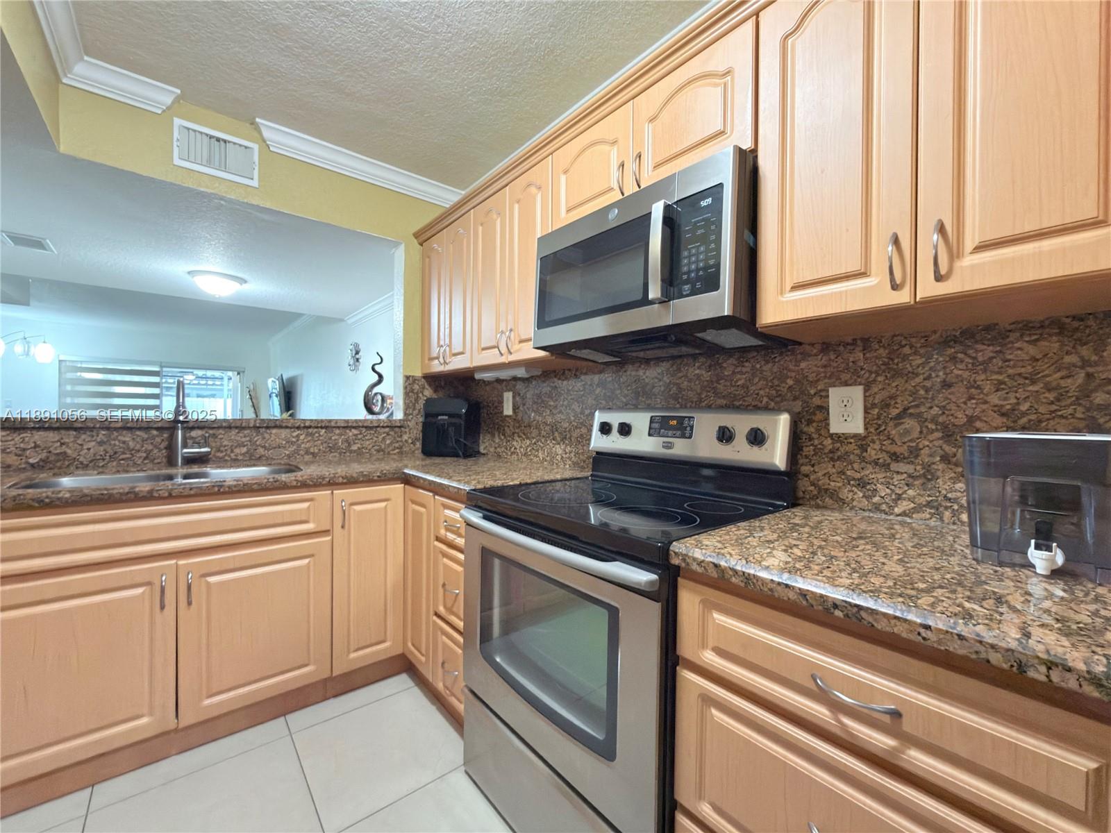 1195 Nw 124th Avenue 2202 Property Photo 6