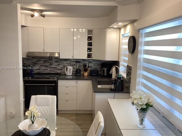 3133 S Ocean Drive 118