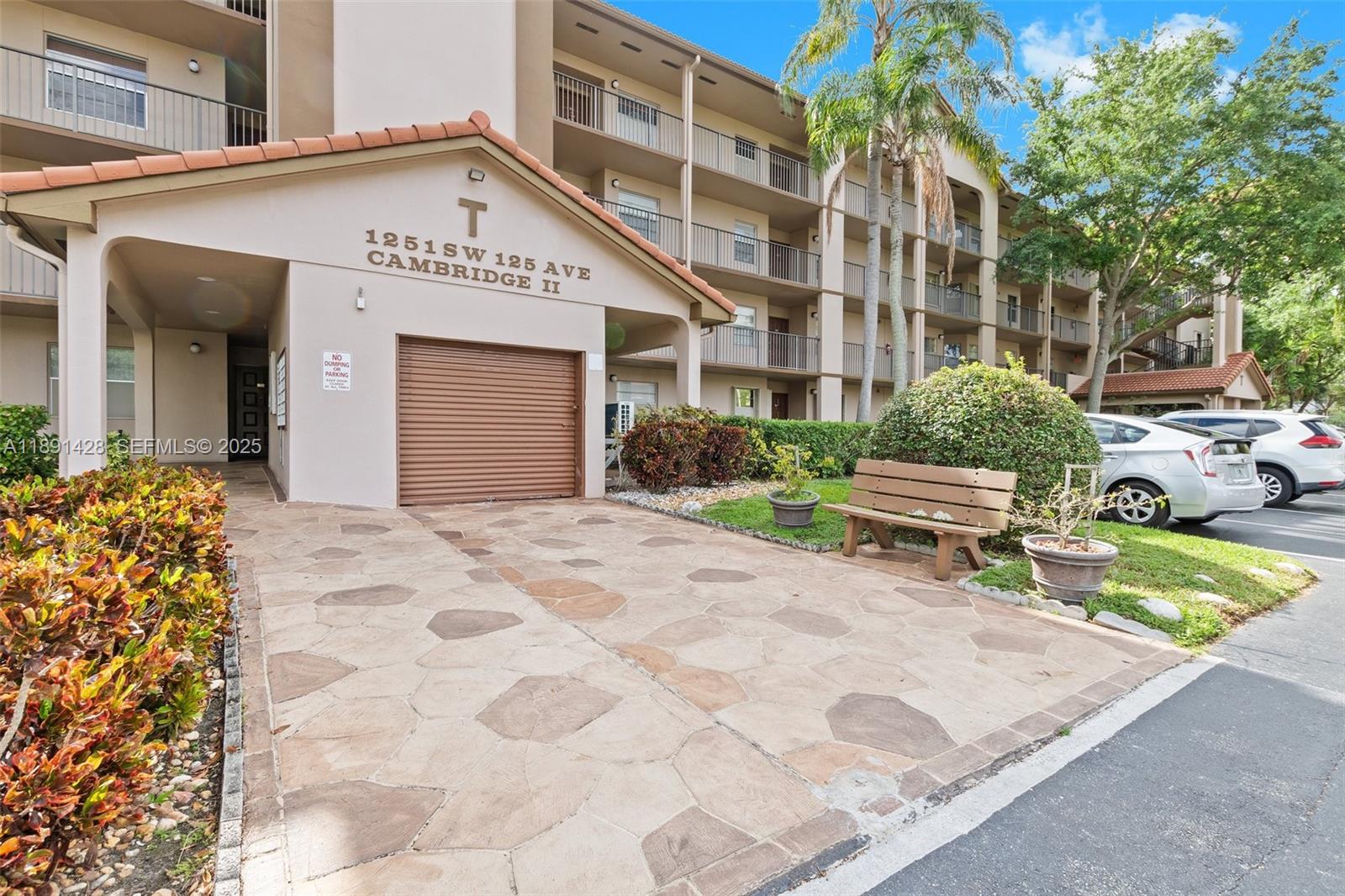 1251 Sw 125th Avenue 211t Property Photo 1