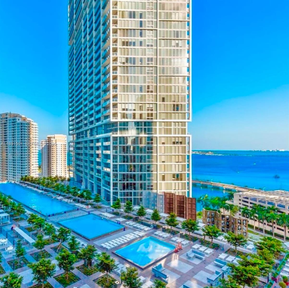 495 Brickell Avenue 3706 Property Photo 4