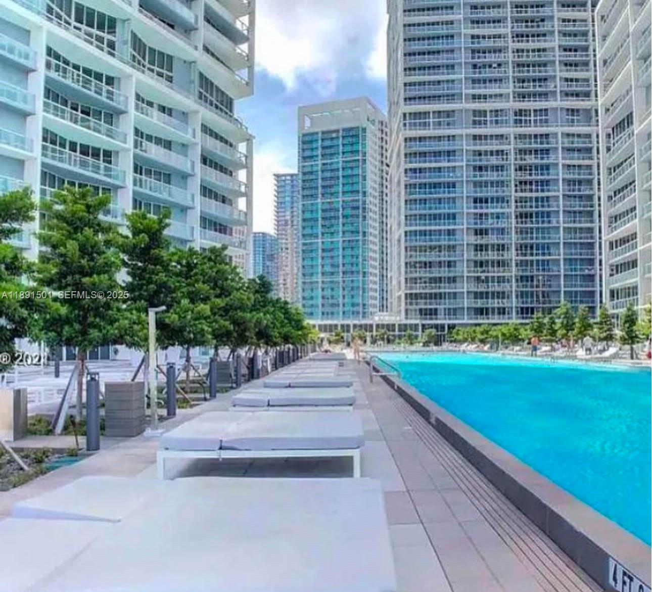495 Brickell Avenue 3706 Property Photo 14