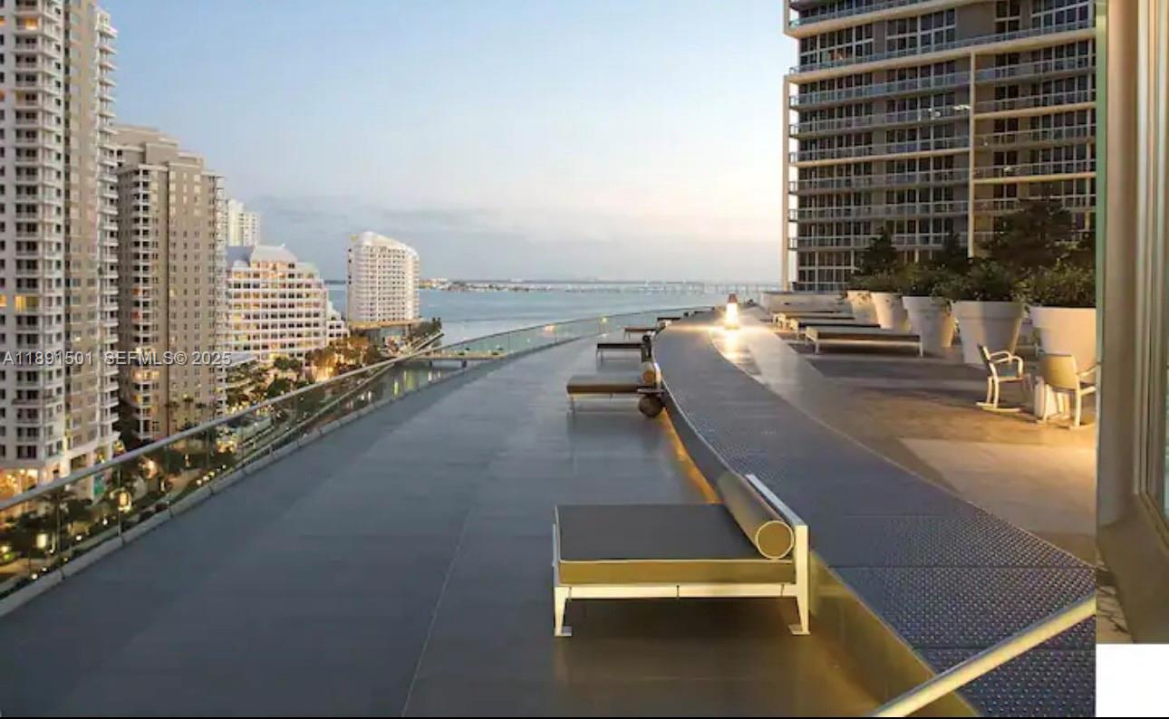 495 Brickell Avenue 3706 Property Photo 18