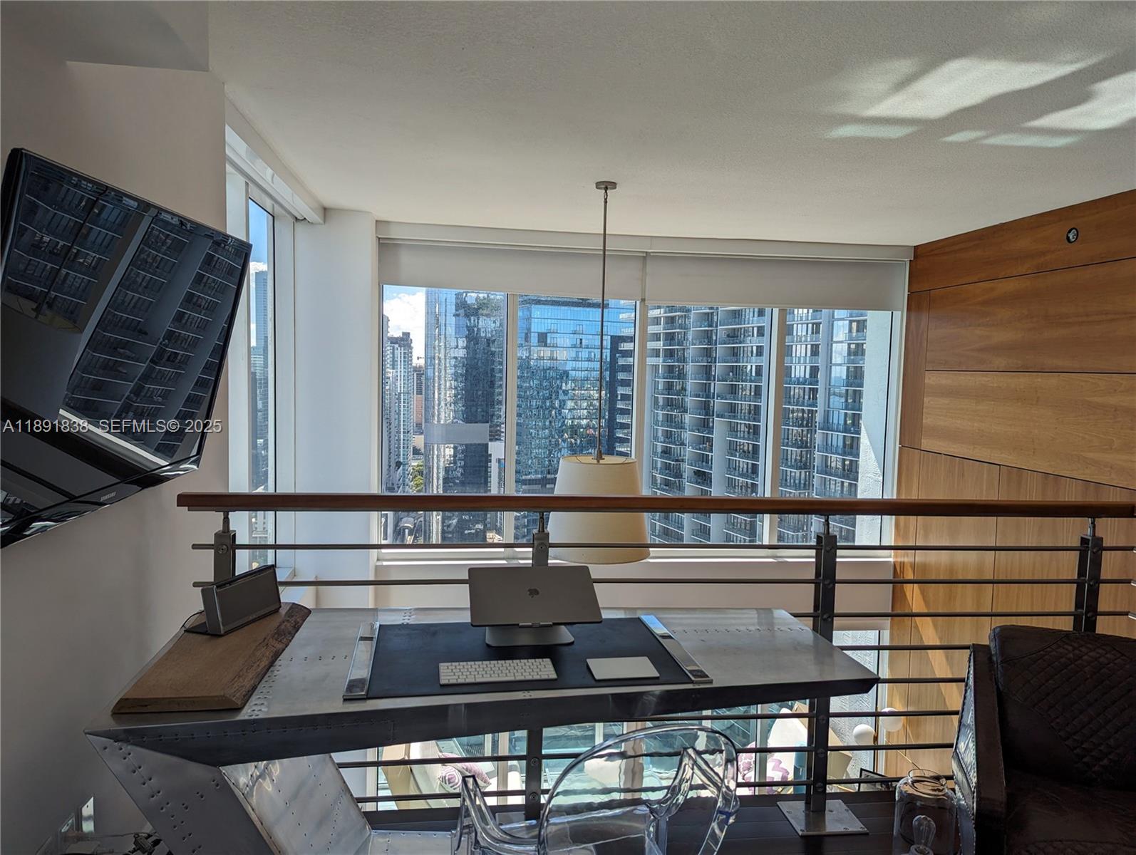 41 Se 5th Street 2302 Property Photo 14
