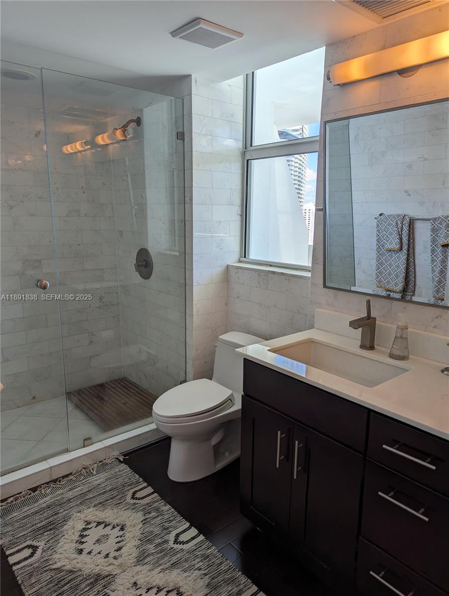 41 Se 5th Street 2302 Property Photo 18
