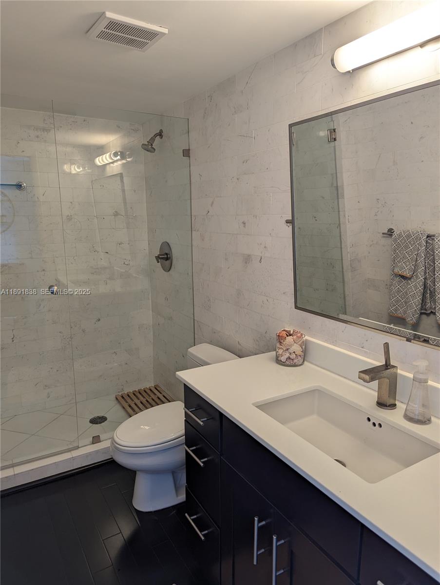 41 Se 5th Street 2302 Property Photo 22