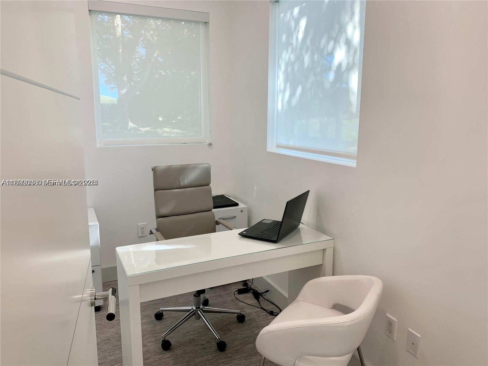 17100 Royal Palm Boulevard 1 Property Photo 3