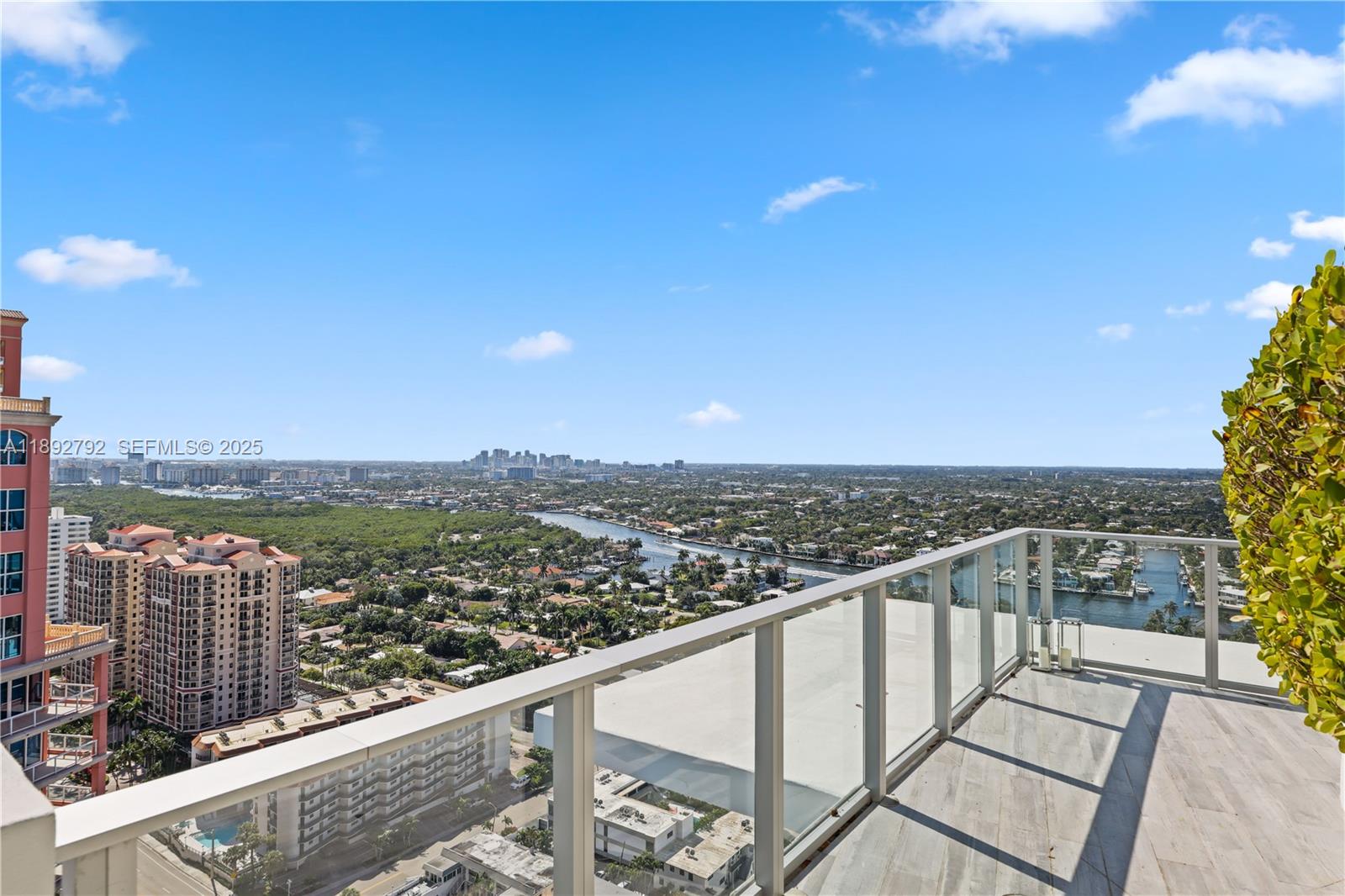 2200 N Ocean Boulevard S2301 Property Photo 58