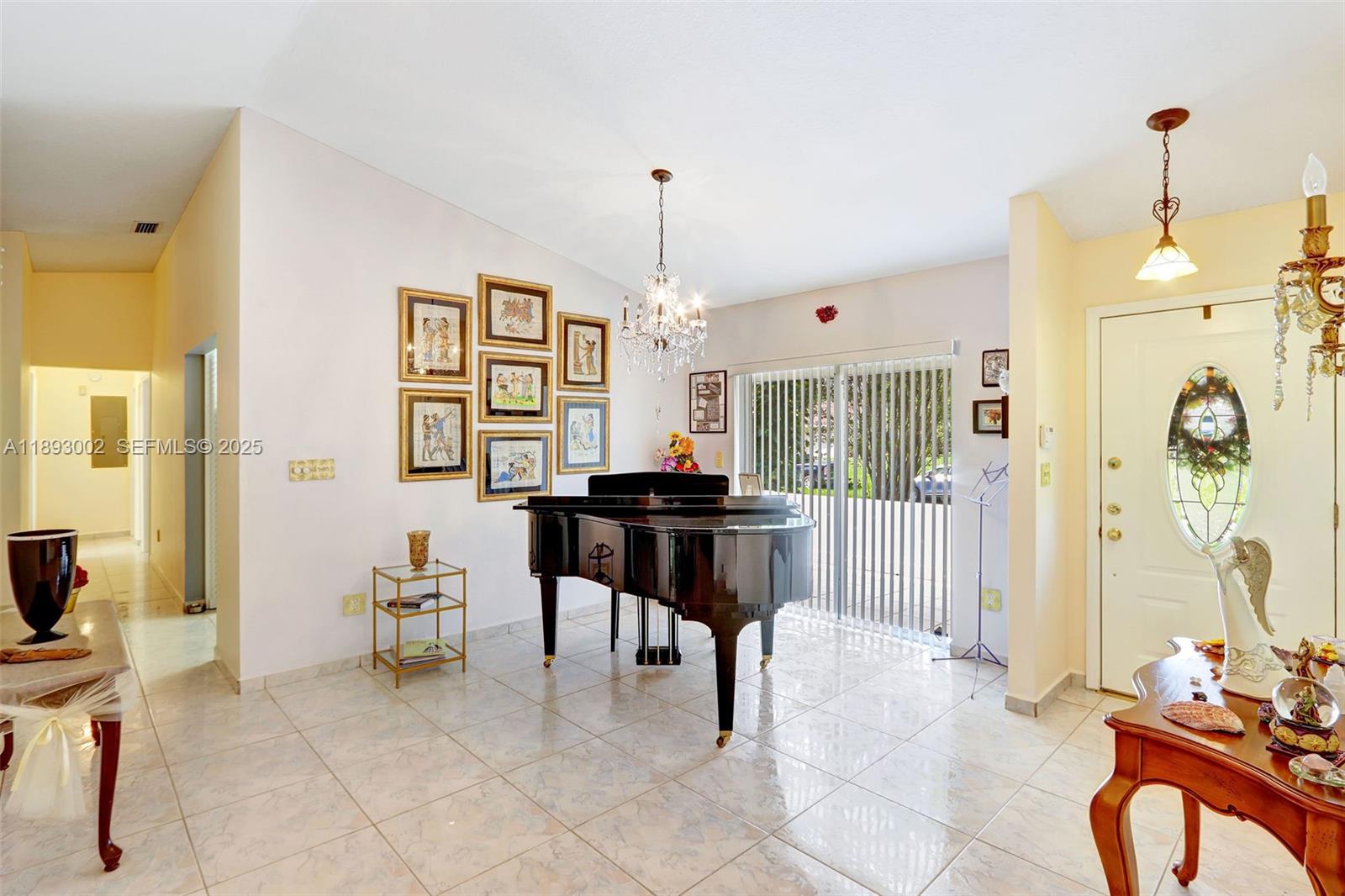 18045 Sw 87th Court Property Photo 7
