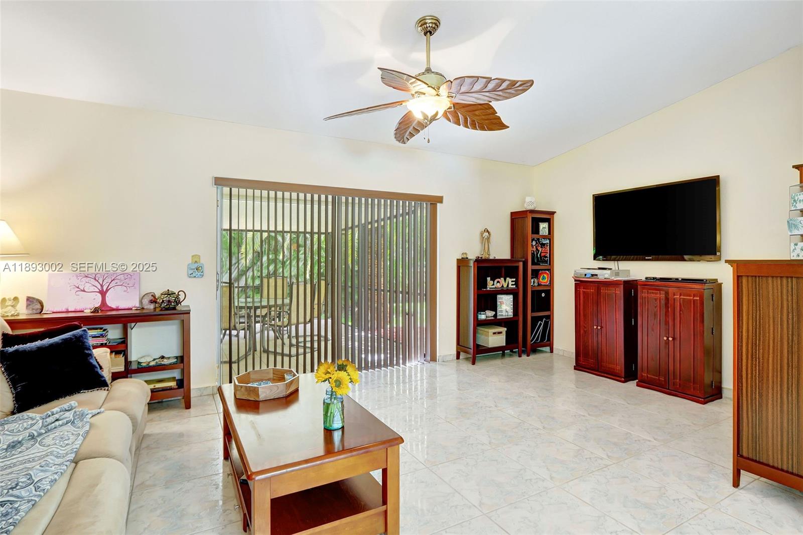 18045 Sw 87th Court Property Photo 11