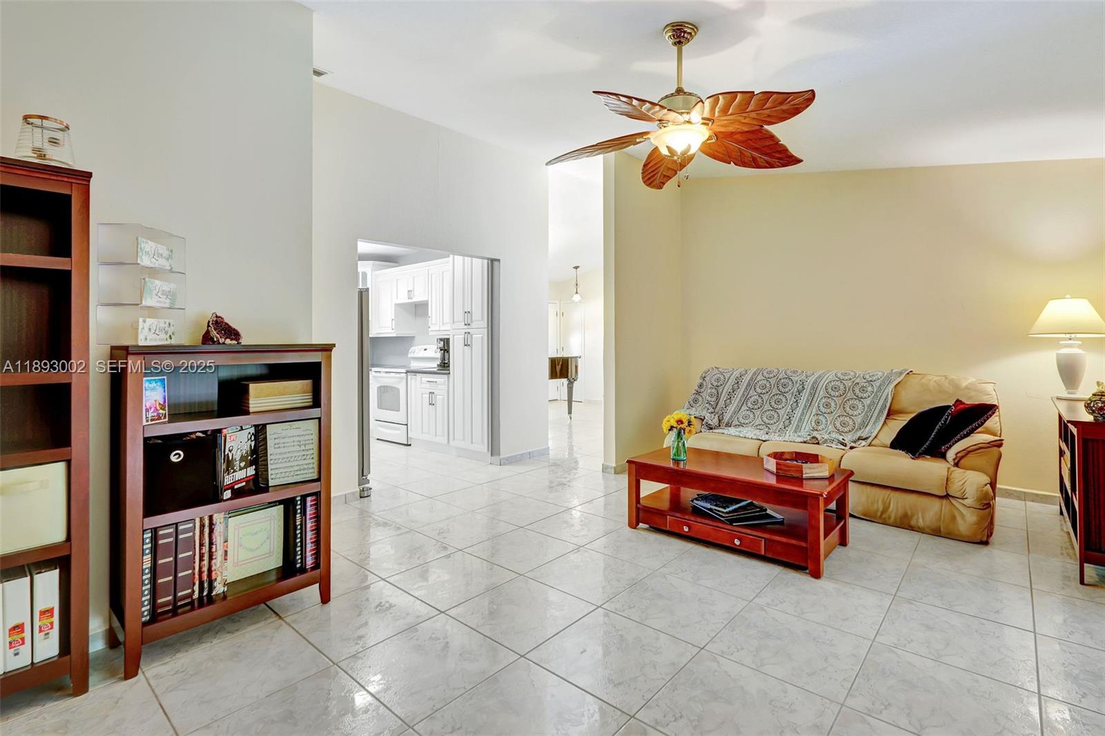 18045 Sw 87th Court Property Photo 12