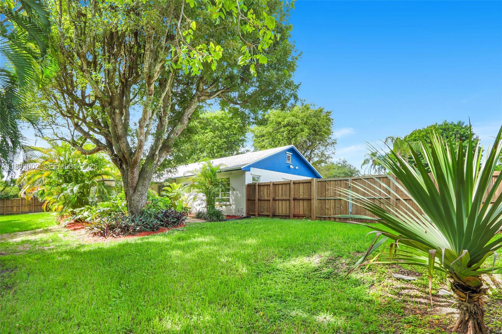 18045 Sw 87th Court Property Photo 27