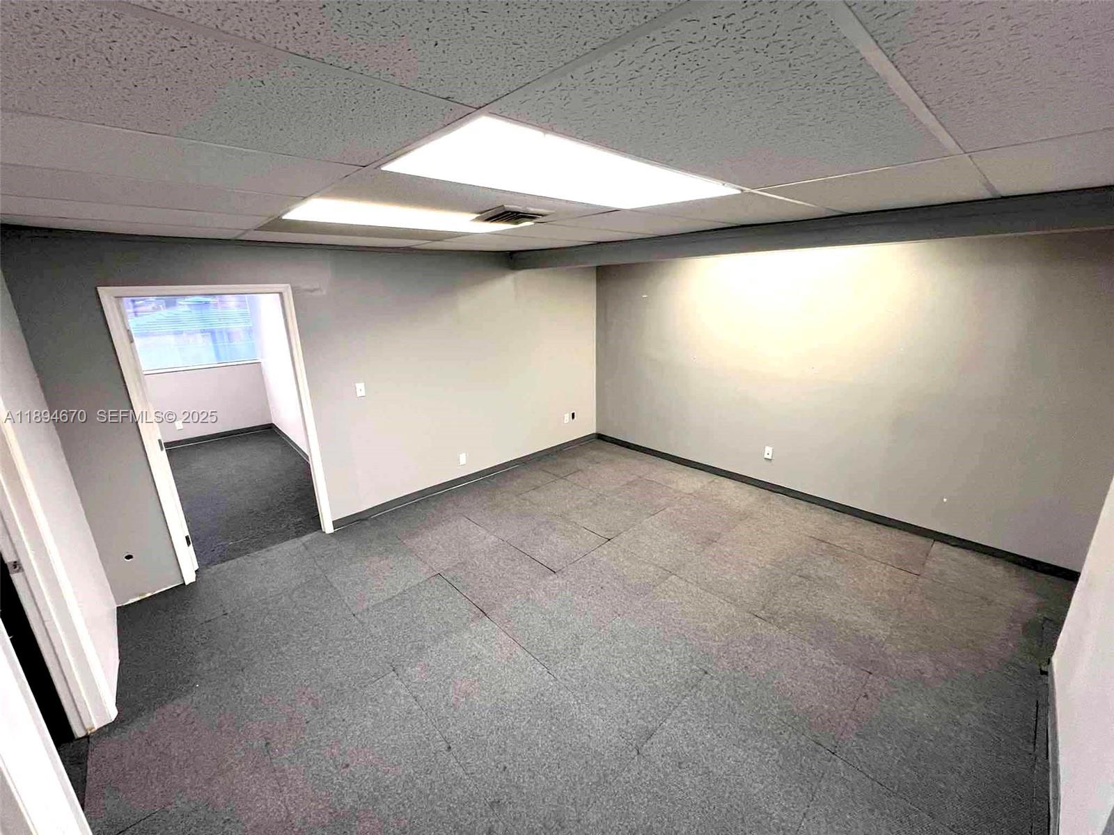 2727 E Oakland Park Boulevard 203 Property Photo 17