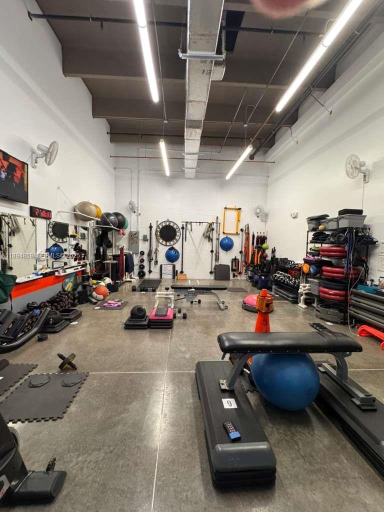10890 Nw 17th Street 127 Property Photo 4