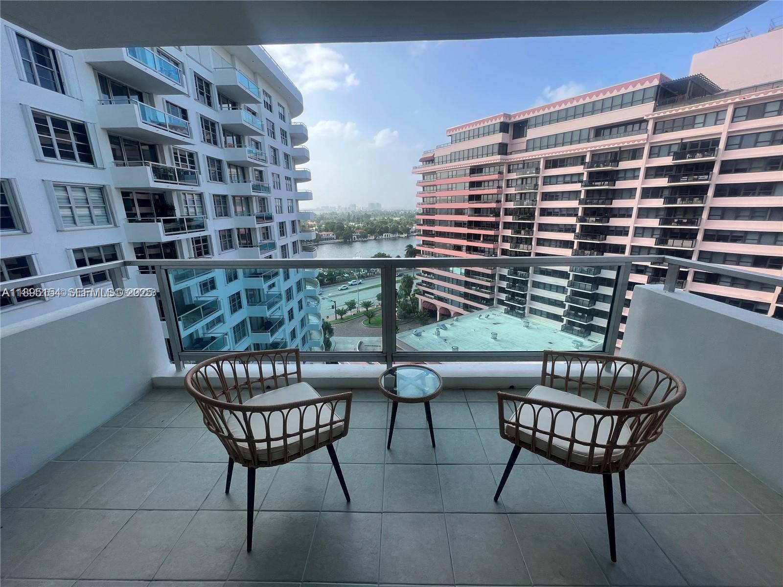 5161 Collins Avenue 1211 Property Photo 10