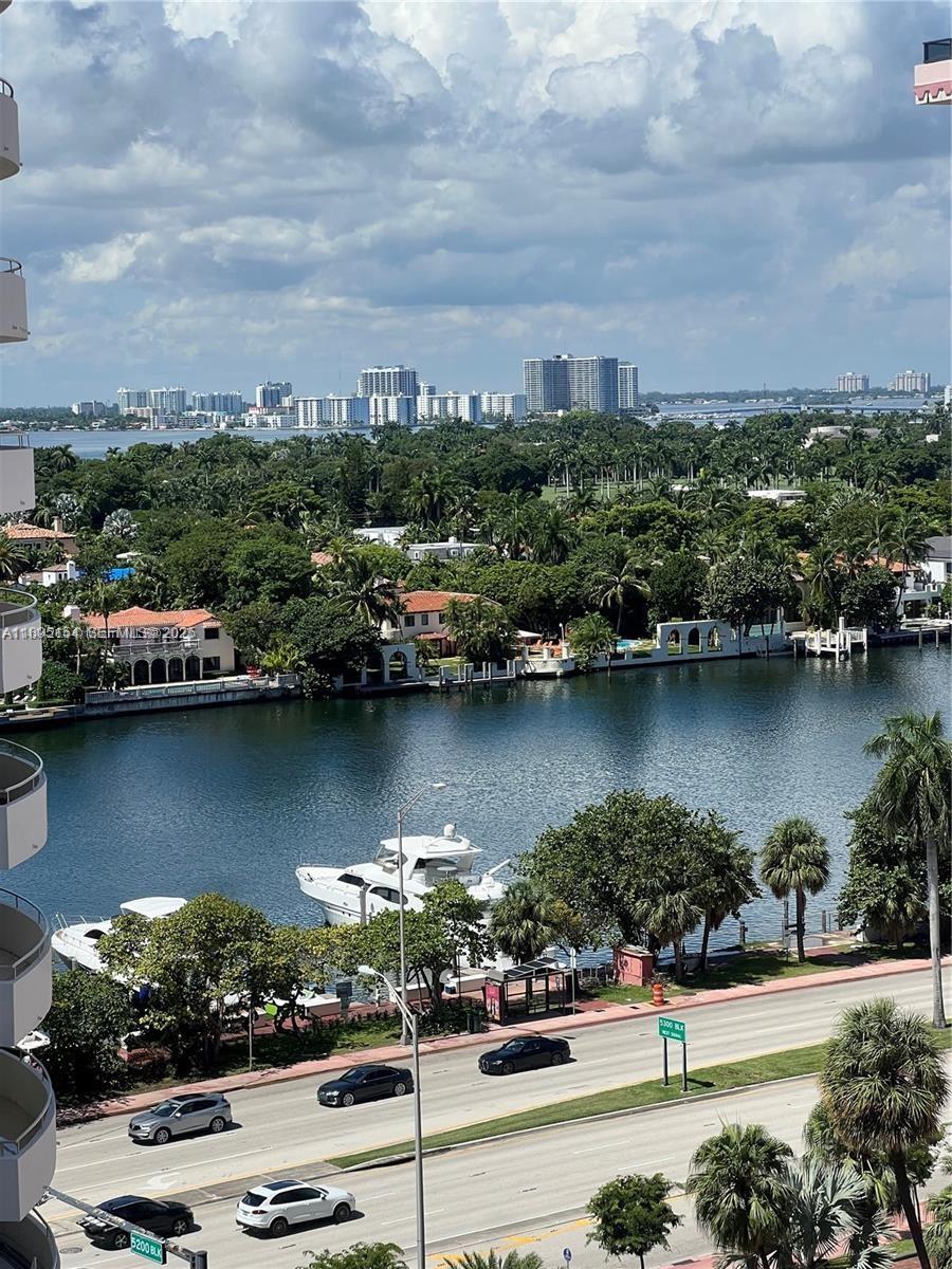 5161 Collins Avenue 1211 Property Photo 11