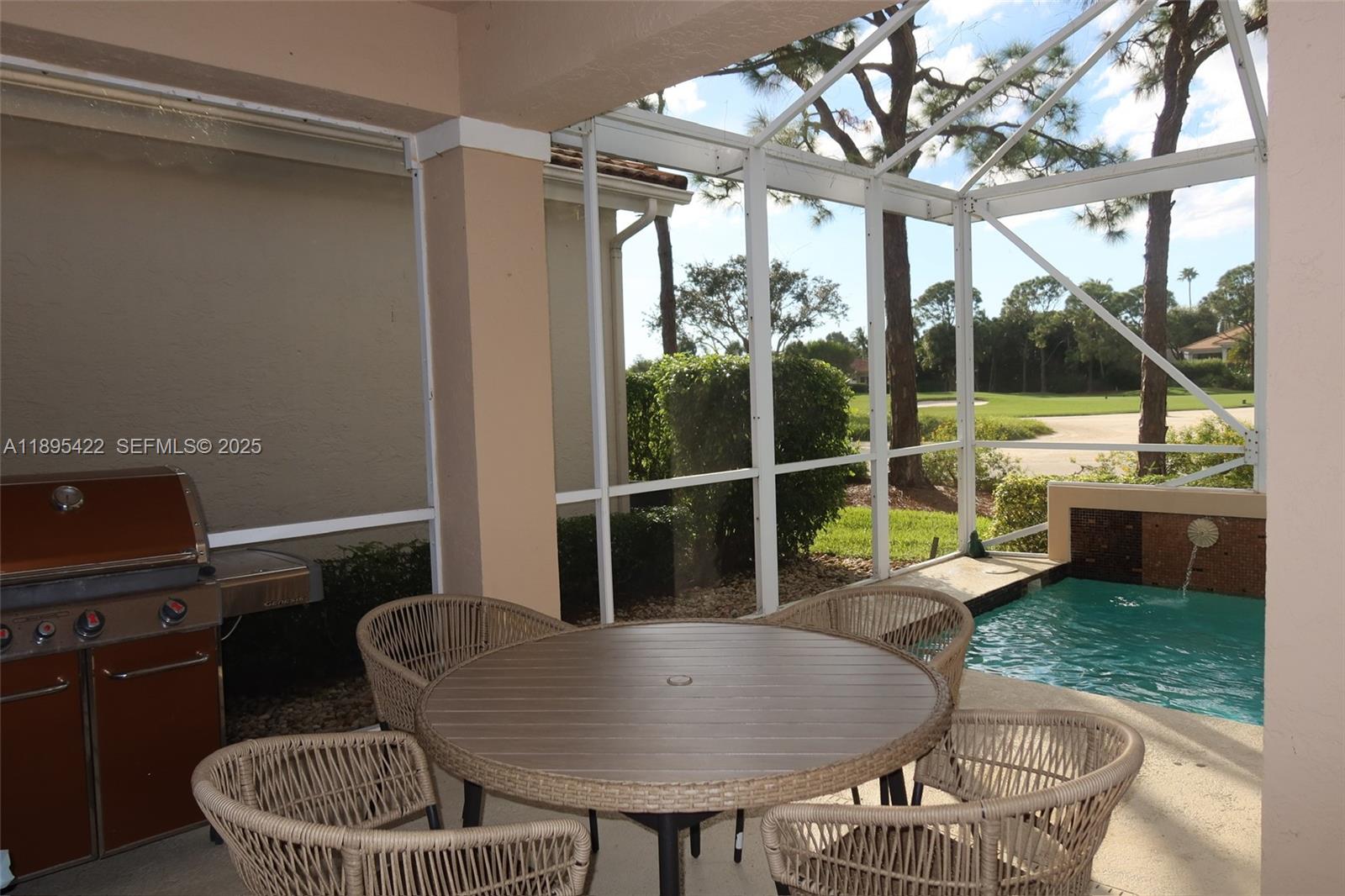 8189 Sandpiper Way Property Photo 3