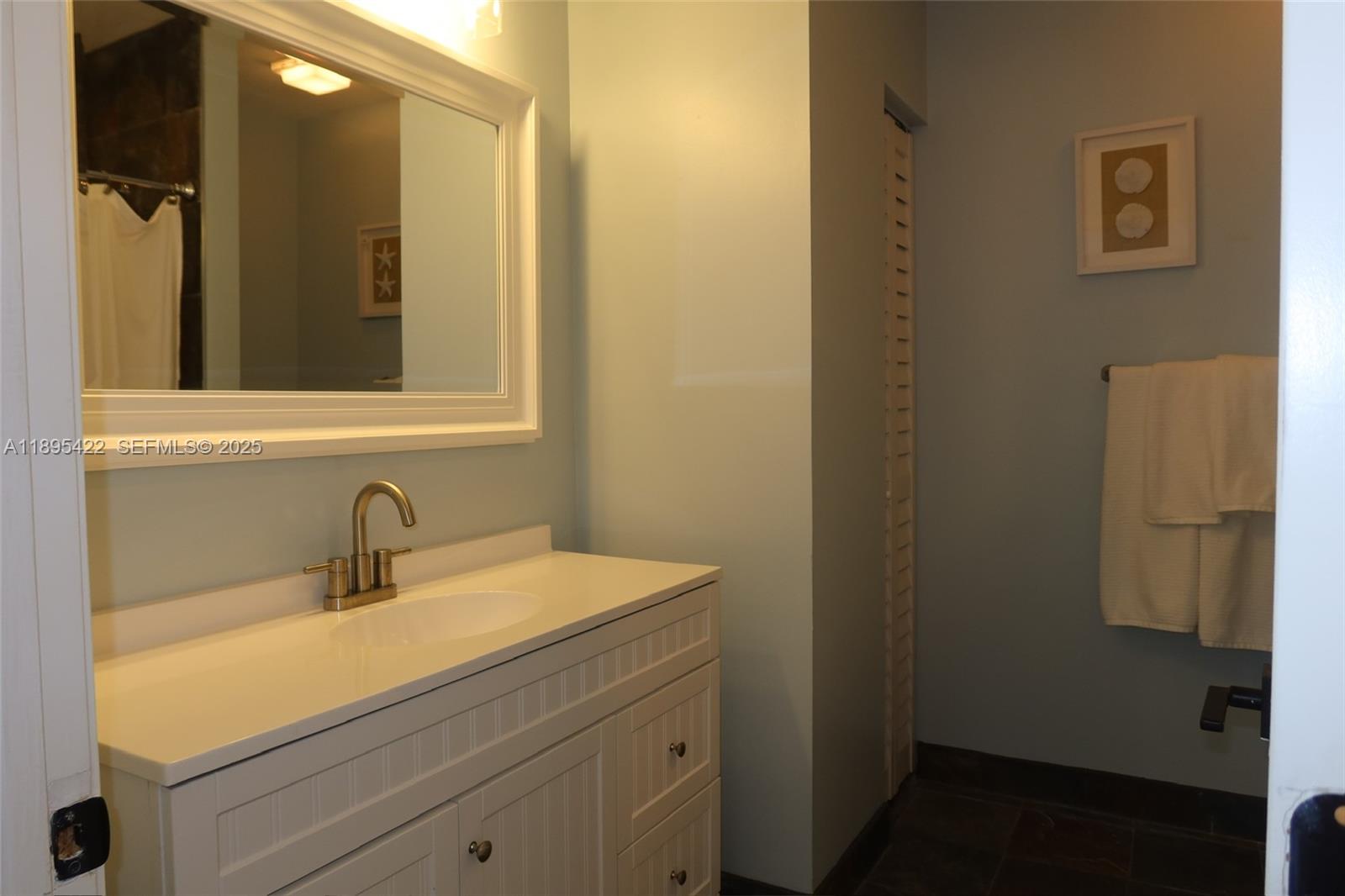 8189 Sandpiper Way Property Photo 14