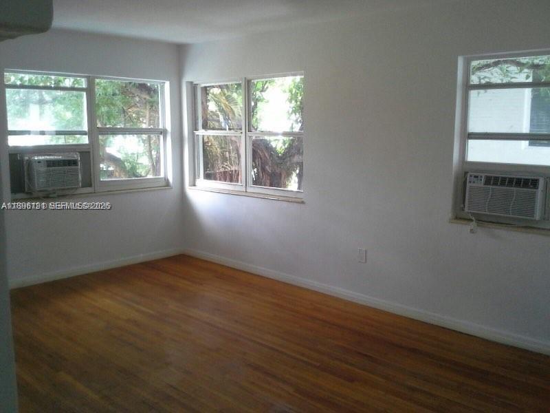 845 Michigan Avenue Property Photo 11