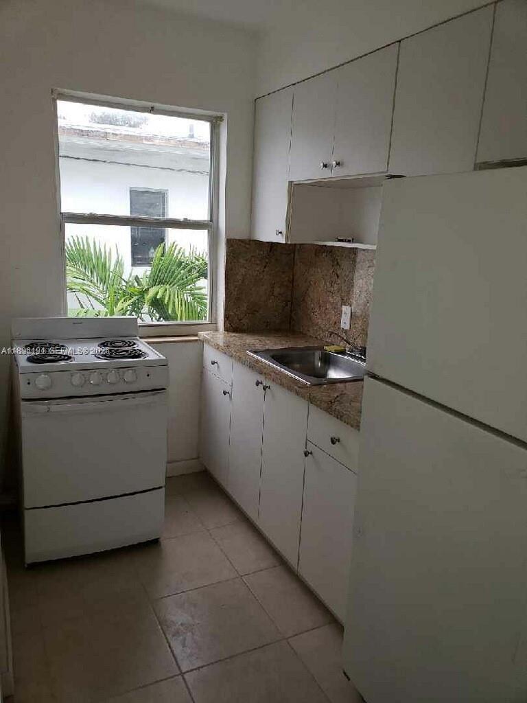 845 Michigan Avenue Property Photo 15