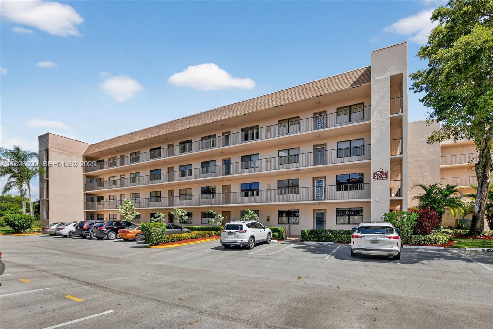 A11896599 Property Photo 1