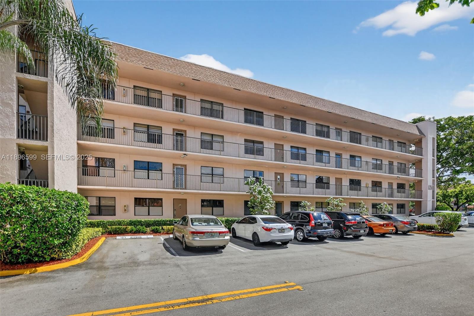 A11896599 Property Photo 2