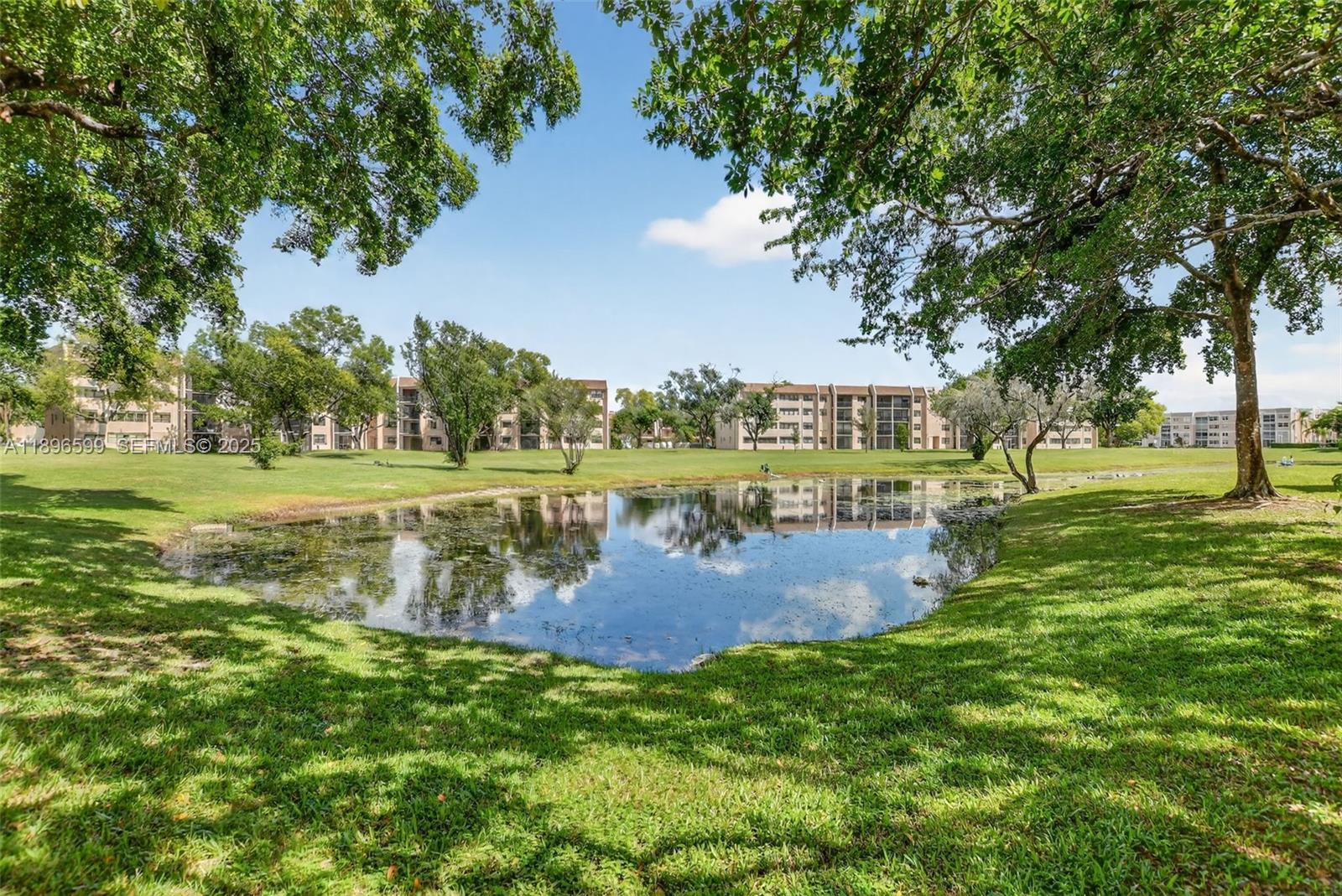 A11896599 Property Photo 36