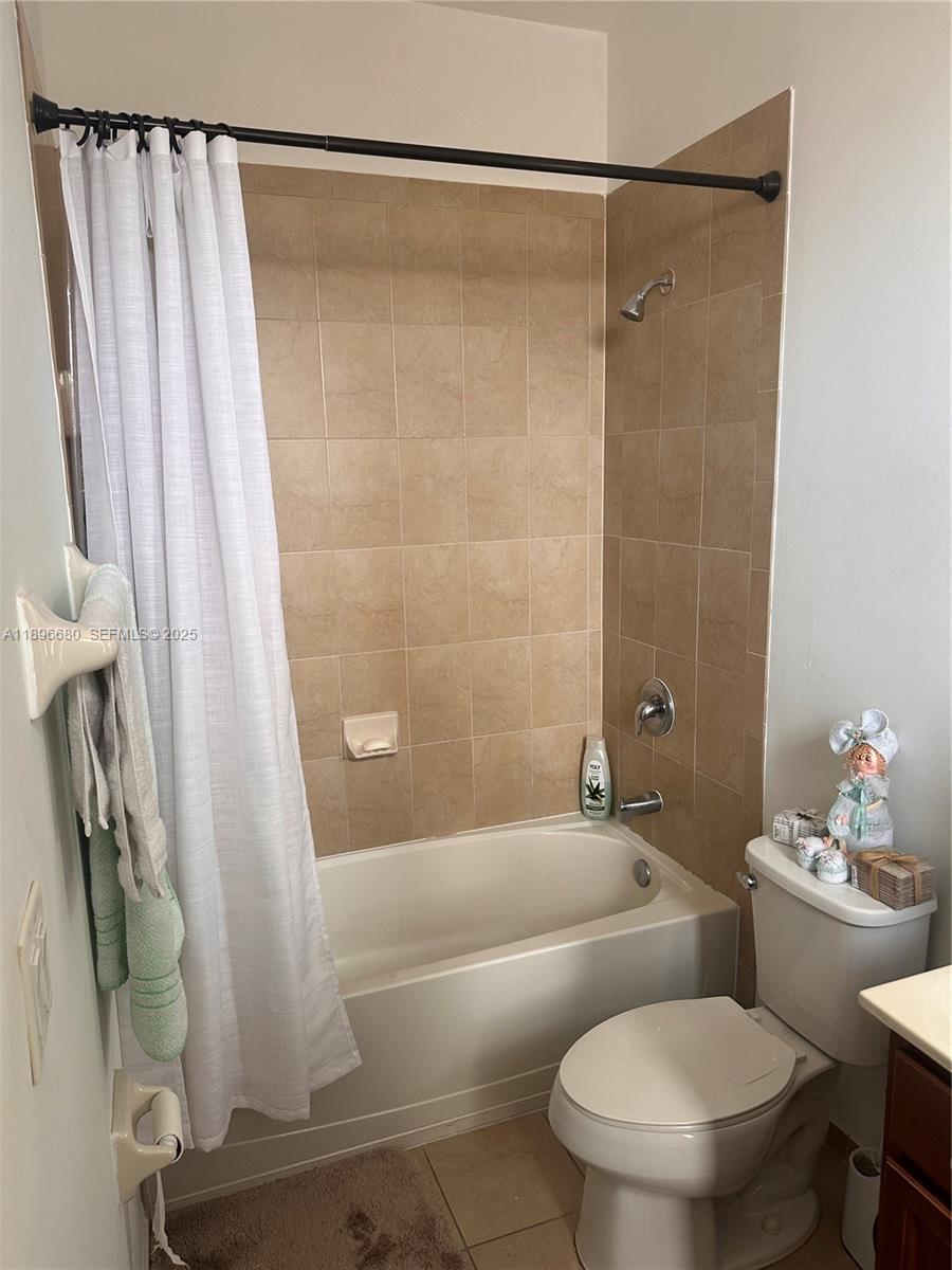 8867 W 35th Way Property Photo 13