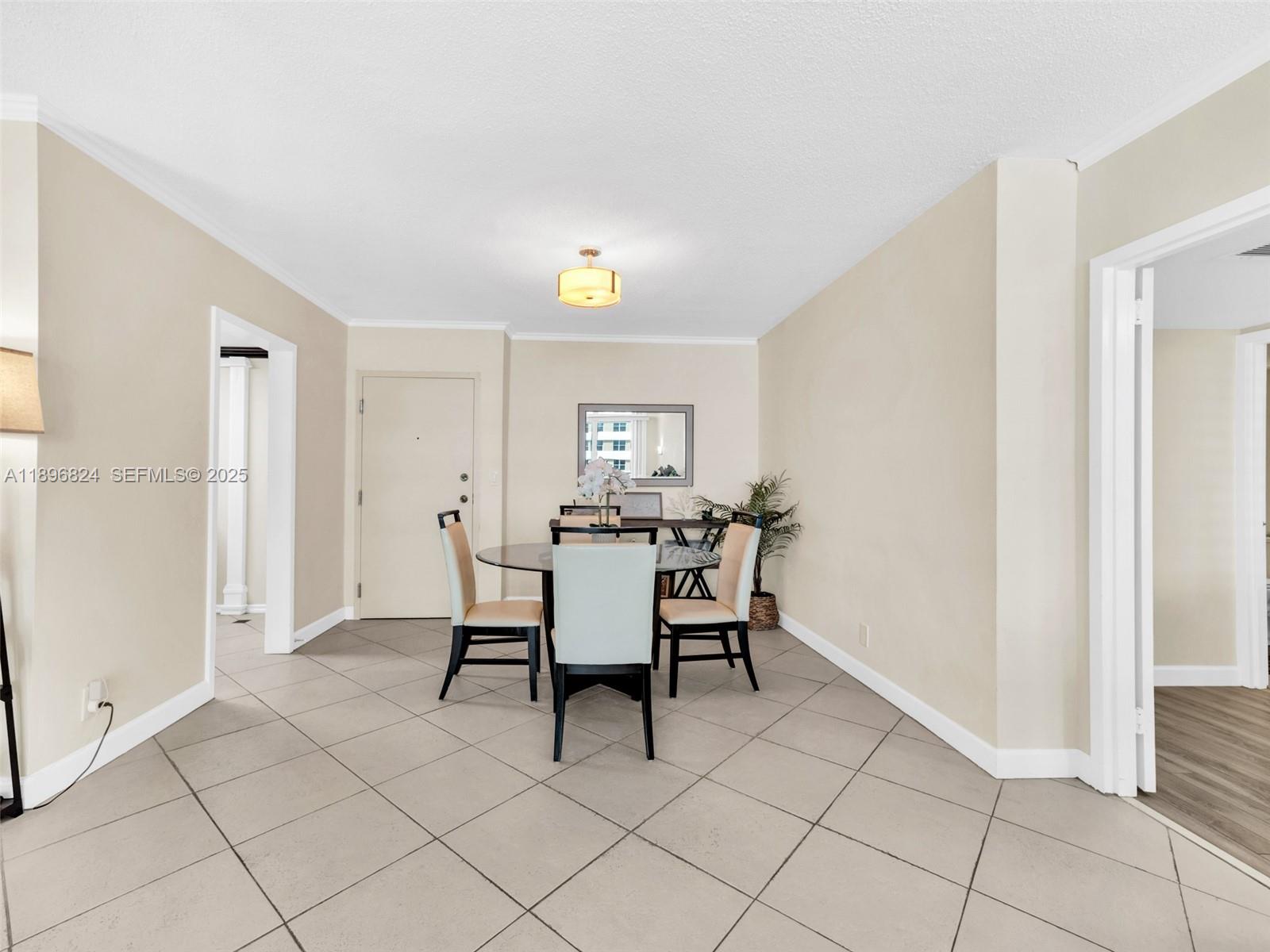 A11896824 Property Photo 9