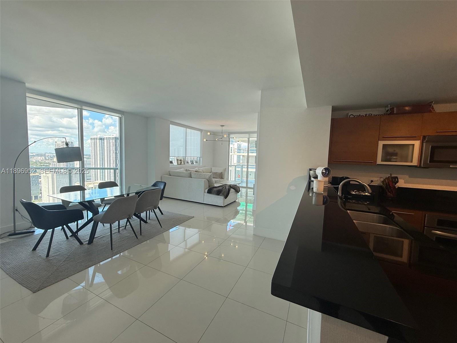 244 Biscayne Boulevard 3708 Property Photo 10