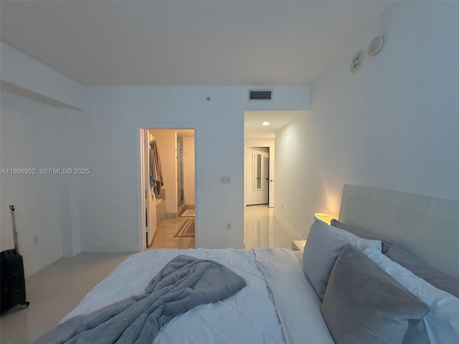 244 Biscayne Boulevard 3708 Property Photo 25
